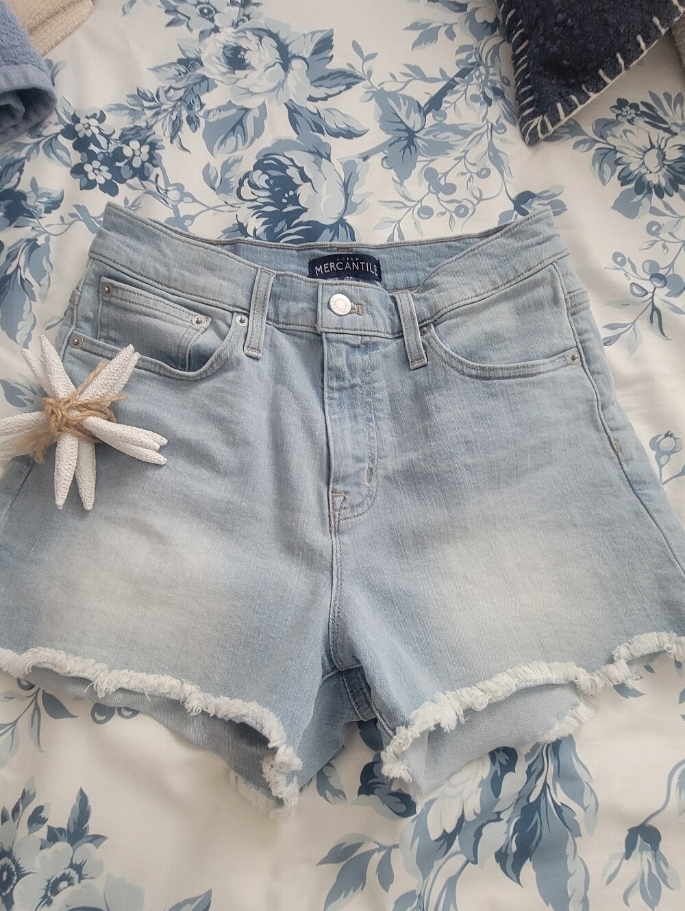 Jcrew Mercantile Light Blue Denim Frayed Hem Women's Shorts